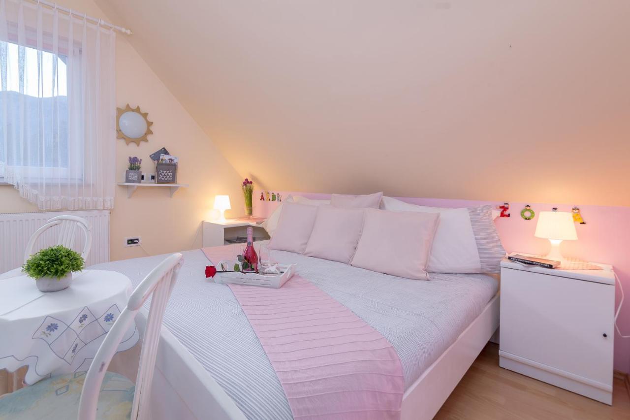 Apartments Sara بوينج المظهر الخارجي الصورة